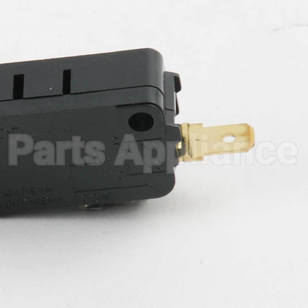 00617186 Bosch Switch
