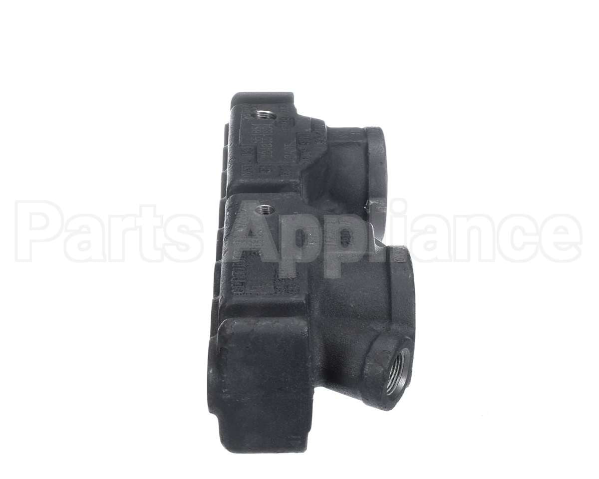 007500F Raypak Cast Iron Inlet/Outlet Header