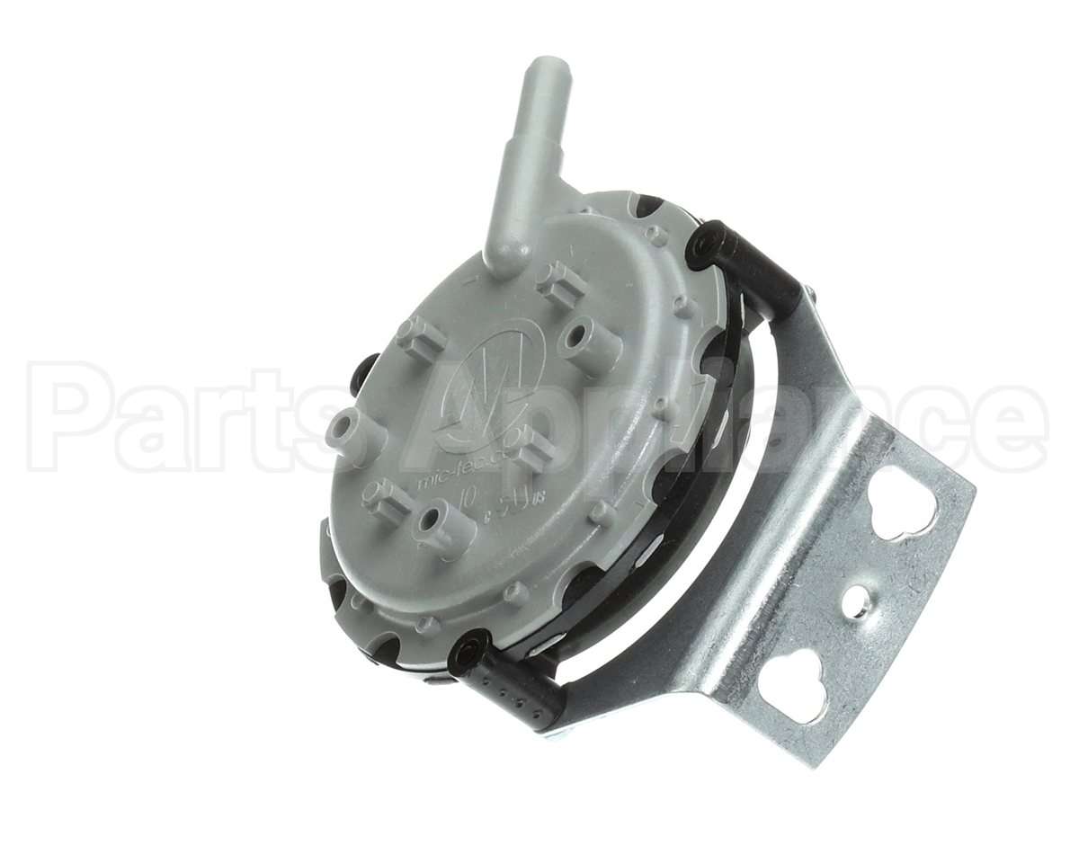 0130F00504 Goodman 0.6"Wc Spst Pressure Switch