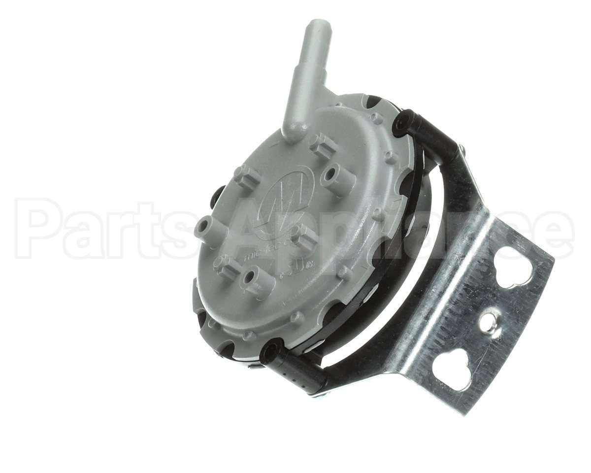 0130F00505 Goodman 0.70"Wc Spst Pressure Switch