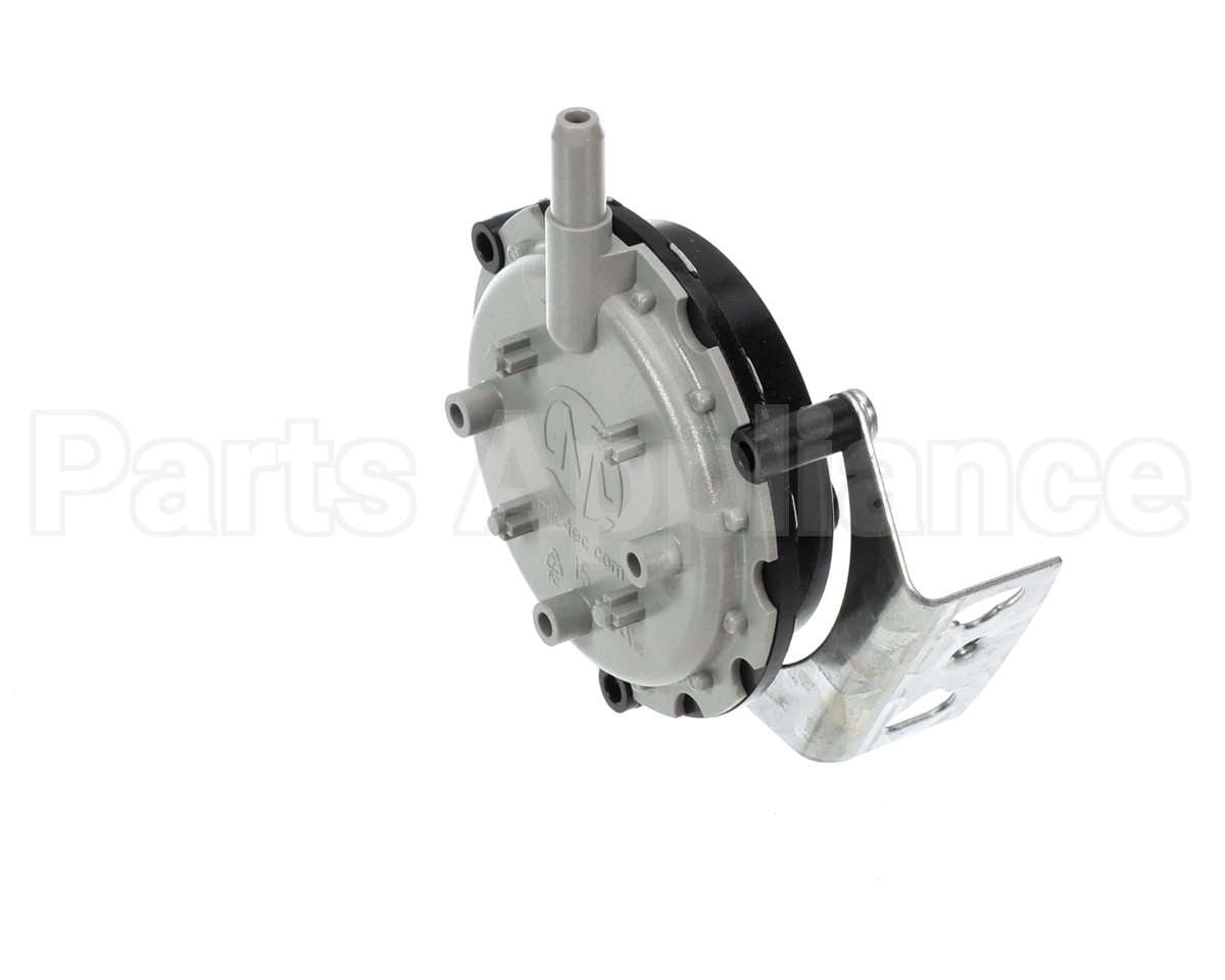0130F00506S Goodman -.075"Pf Spst Pressure Switch