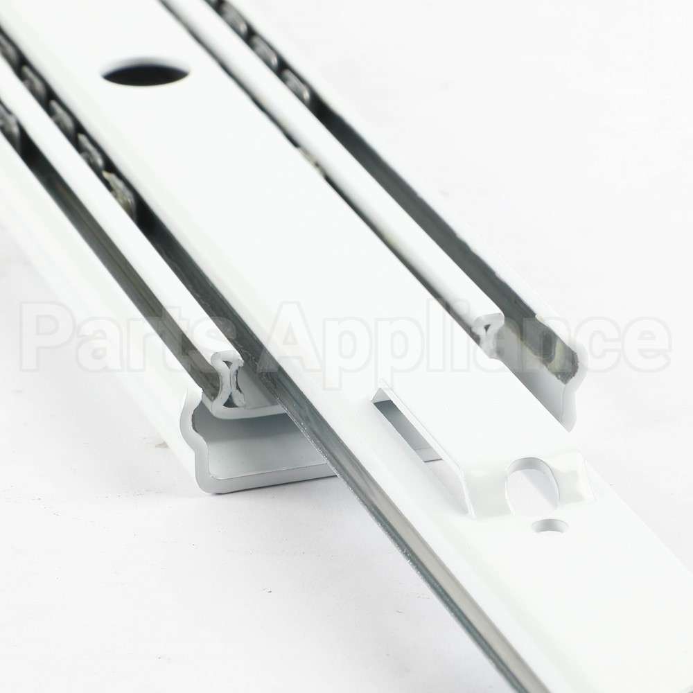 12046984 Bosch Rail