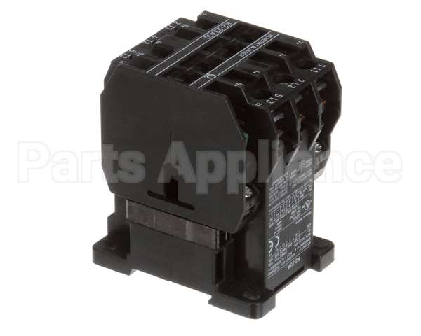 122042 Groen Contactor, Benedict Jaeger