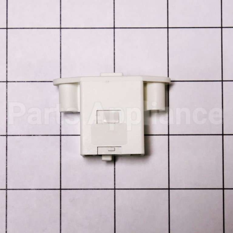 137006200 Frigidaire Latch