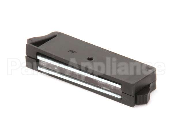 17002 Henny Penny Magnet