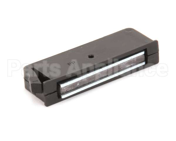 17002 Henny Penny Magnet
