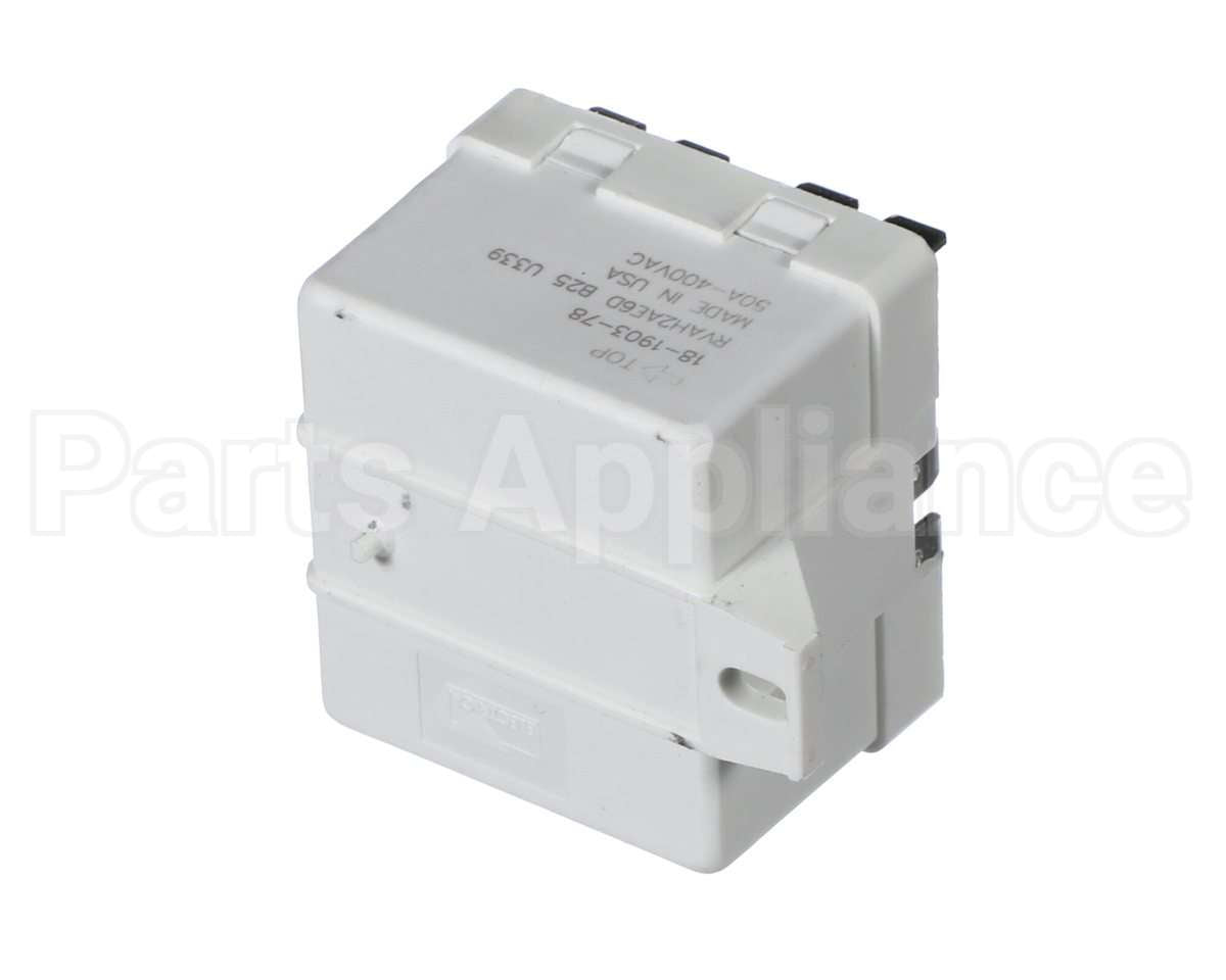 18-1903-78 Scotsman Relay Start