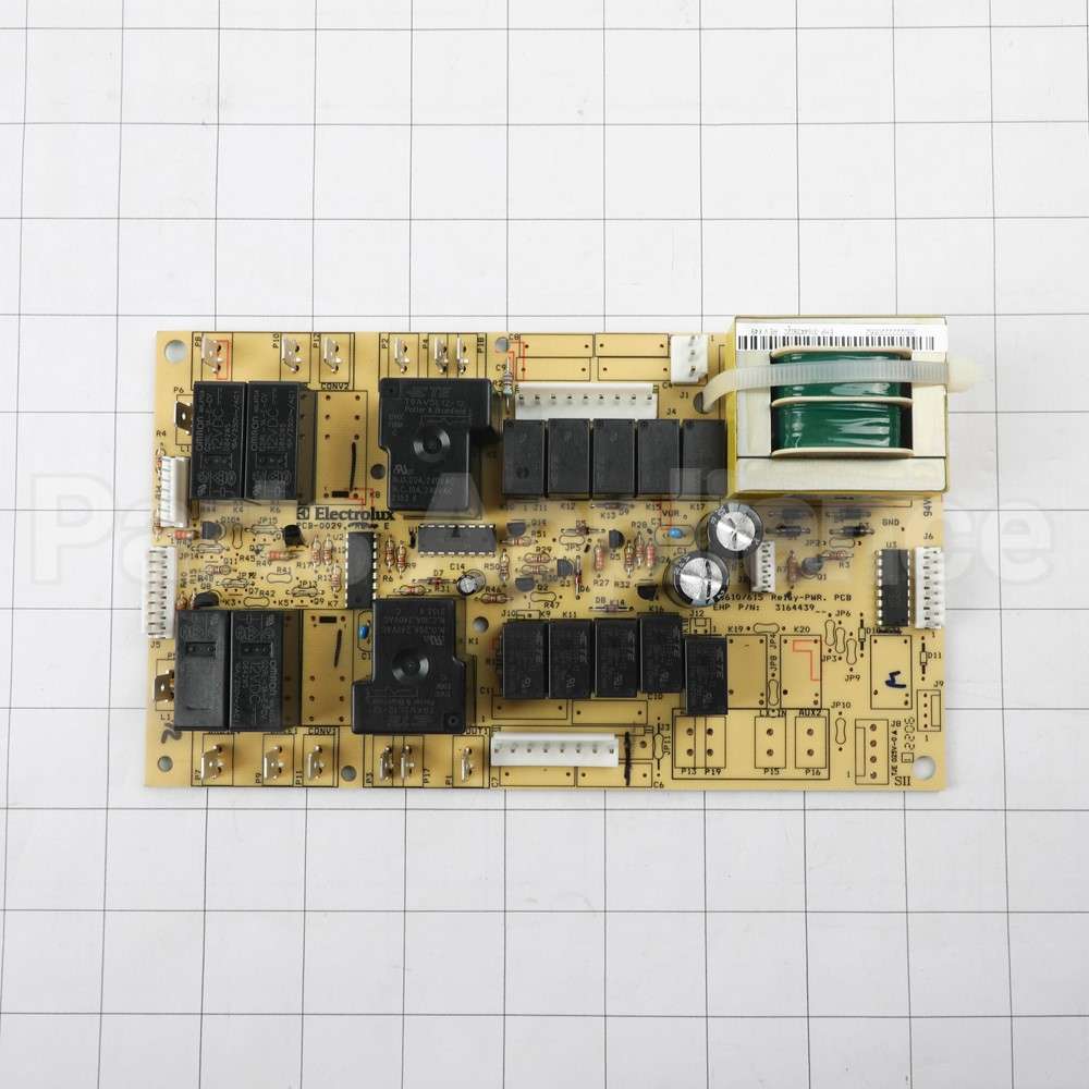 316443902 Frigidaire Board