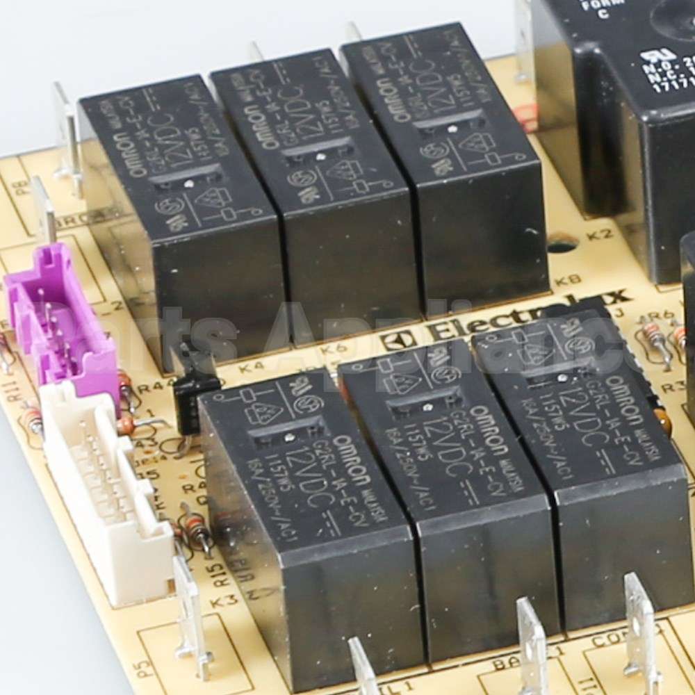 316443926 Frigidaire Board