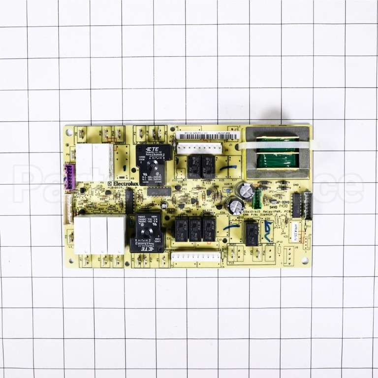 316443945 Frigidaire Board
