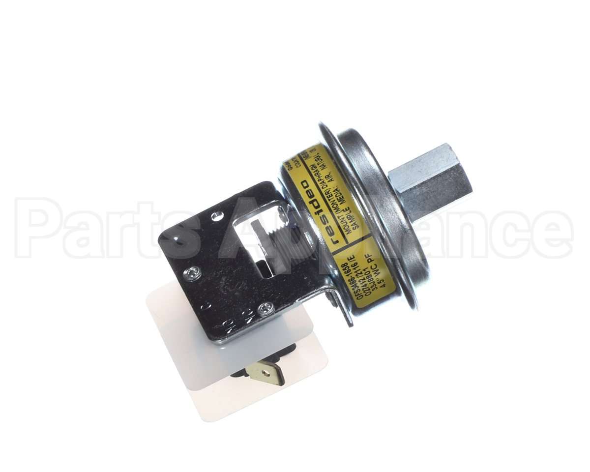 33J88 Lennox 4.50"Wc Spst Pressure Switch