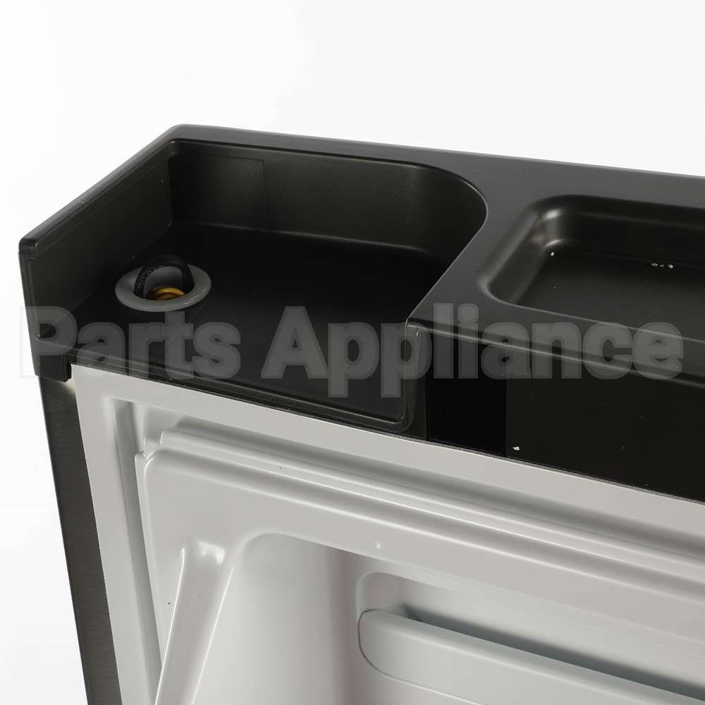 5304536615 Frigidaire Door Assembly