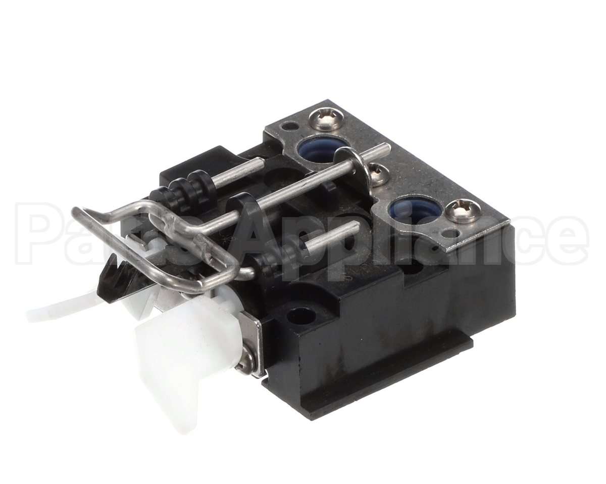 82-1512 Lancer Block,Mounting,Flomatic,380Q