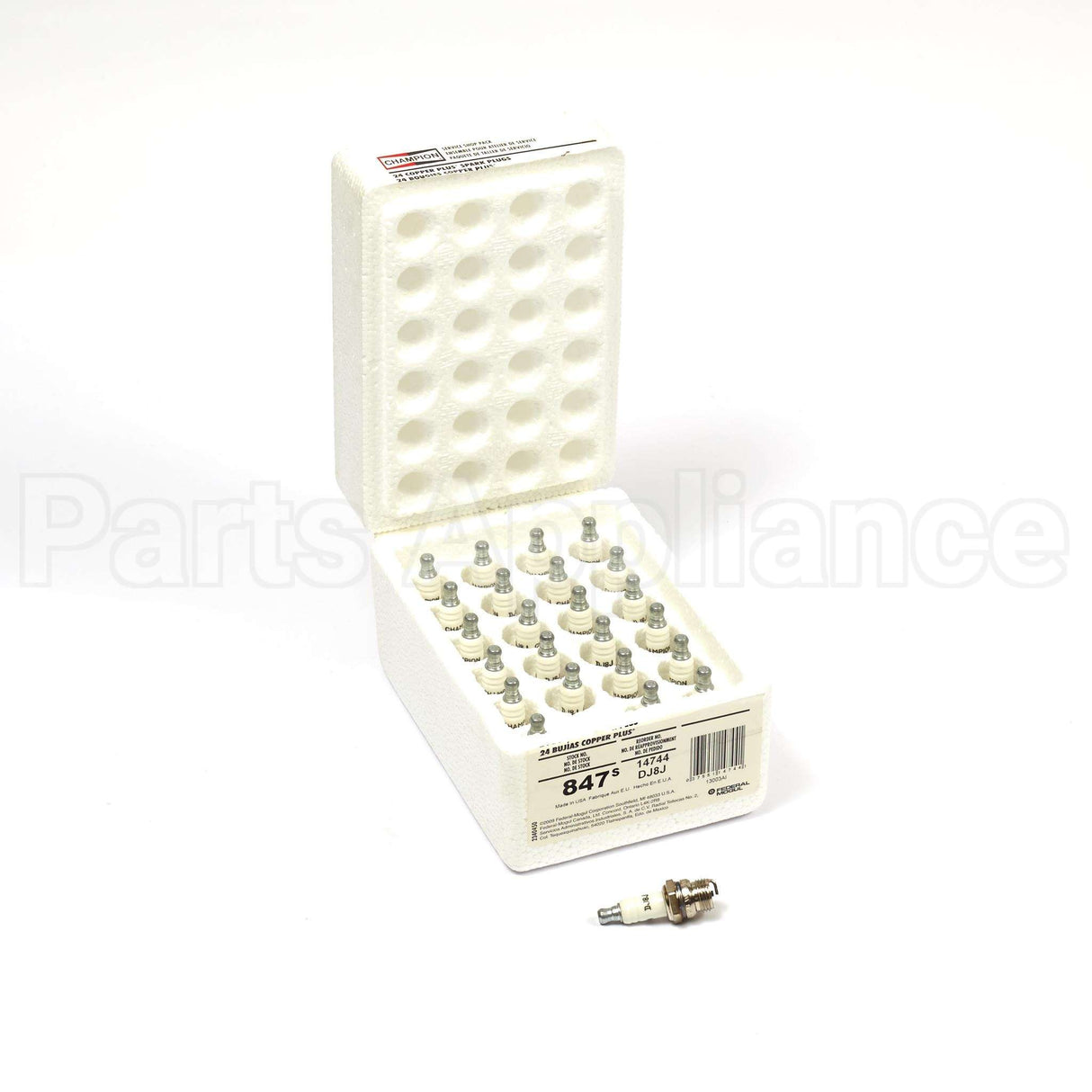 847S Champion Dj8J Shop Pack 24 Plugs