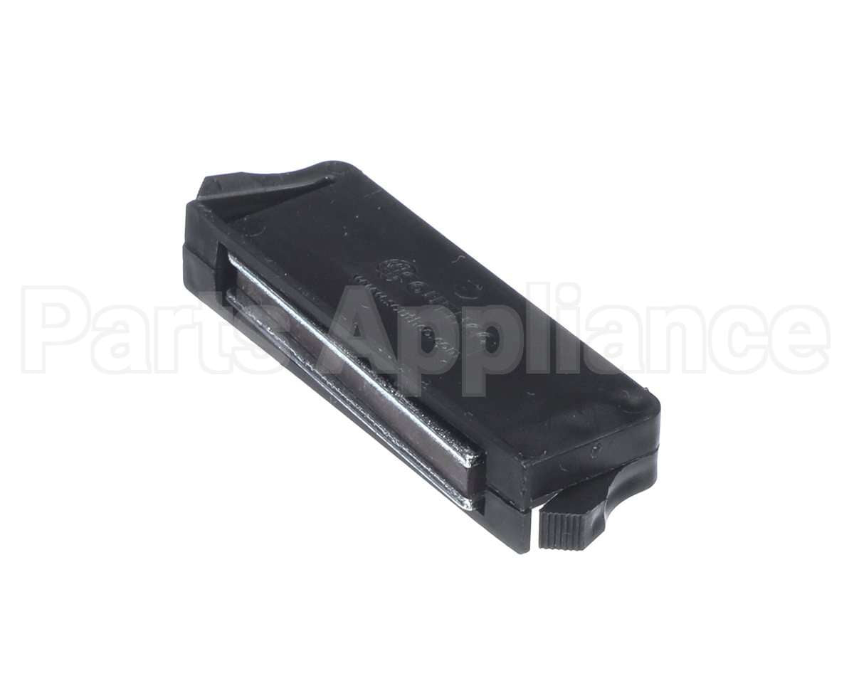 CAT00019 Trane Catch; Magnetic Snap-In