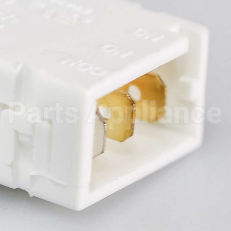 DC64-00828B Samsung Switch Door;Ac125/250V,7.5A,5A,Button He