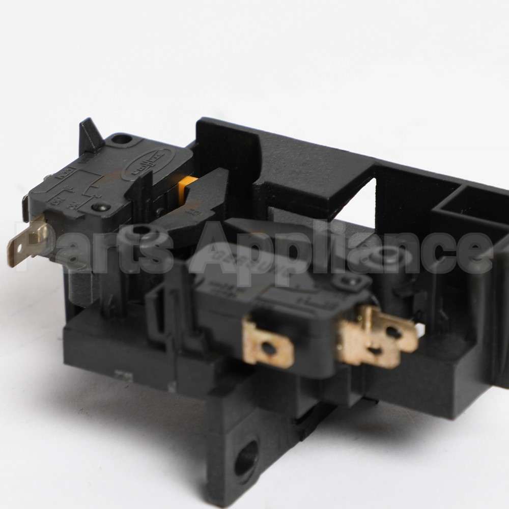 DE94-02203A Samsung Assy Body Latch-R;Trio Plus,Nylon#66 Gf1