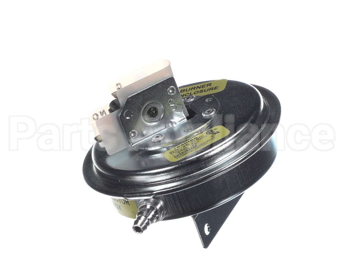 HK06NB065 Bryant Payne Pressure Switch Spst Cls .8"Wc