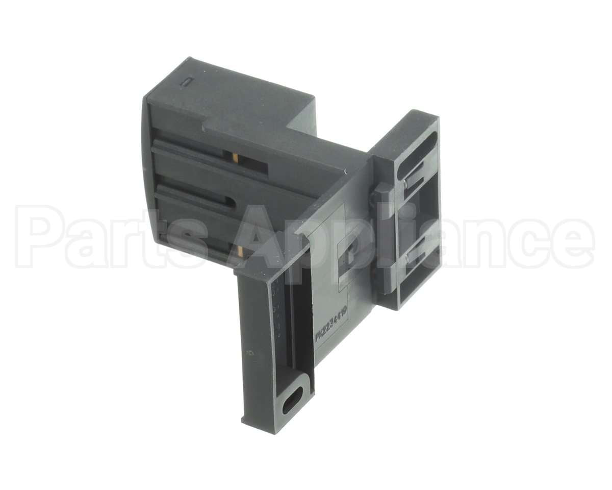 R64331 Aaon Socket