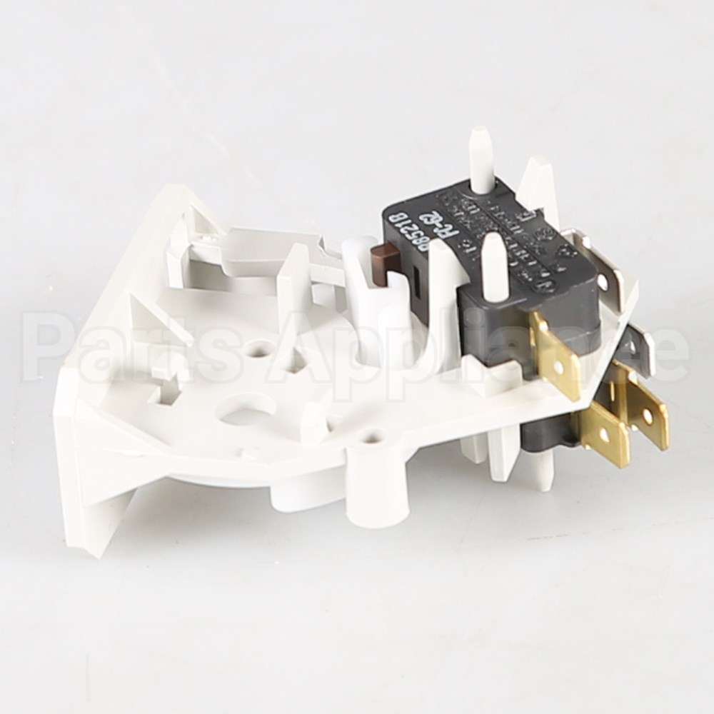 W11182140 Whirlpool Interlock