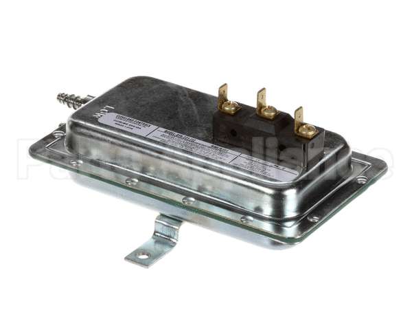 01-1000V6-00177 Baxter Switch, Pressure (Circulation)