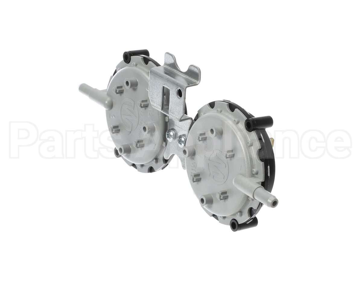 0130F00439S Goodman Dual Pressure Switch