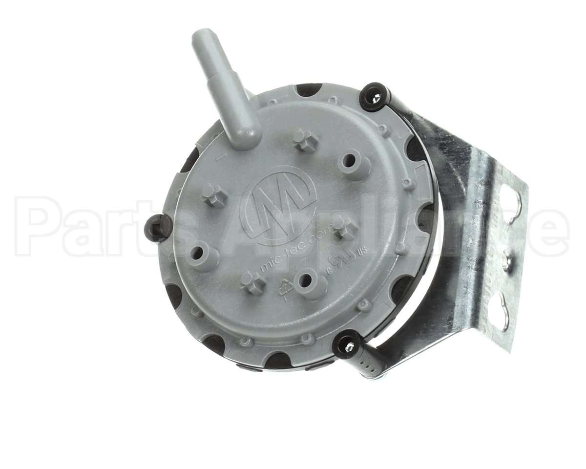 0130F00505 Goodman 0.70"Wc Spst Pressure Switch
