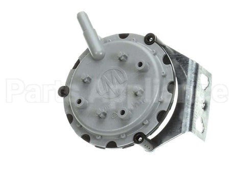 0130F00505 Goodman 0.70"Wc Spst Pressure Switch