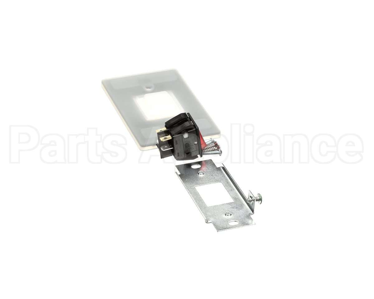 02598 Crown Tonka Switch 3-Way With Wp Cover 11908000603