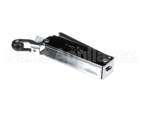 1108 International Cold Storag Door Closure