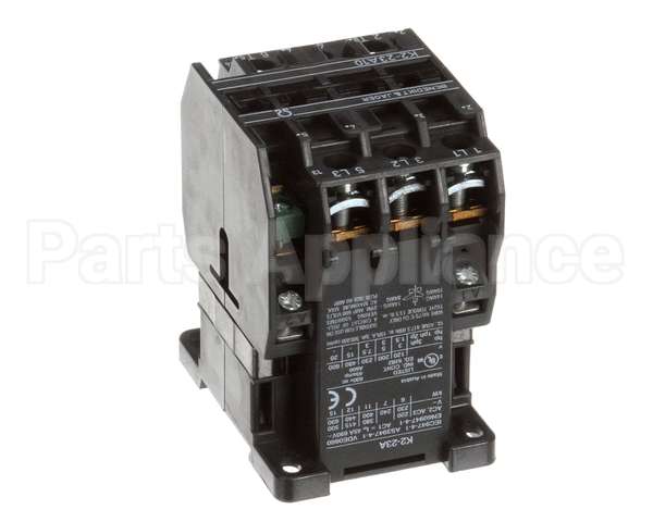 122042 Groen Contactor, Benedict Jaeger