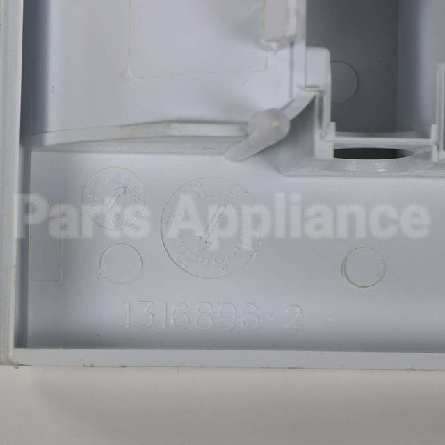 131689600 Frigidaire Handle