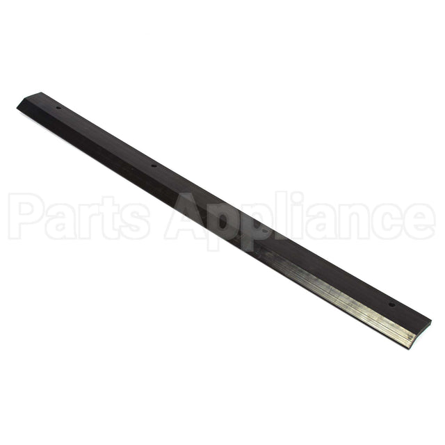 1501863MA Briggs & Stratton Blade Scraper