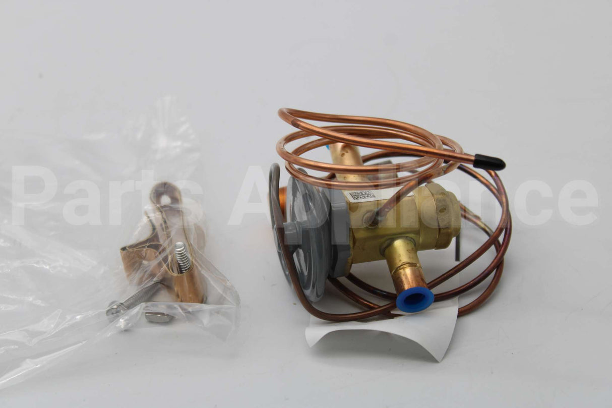 33B0043N03 Climatemaster 3/8X3/8 R410A 2Ton Txv B15 30"