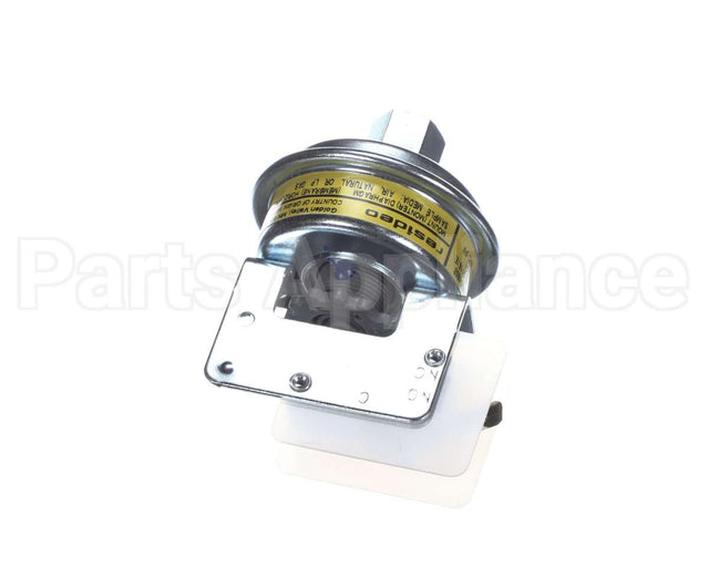33J88 Lennox 4.50"Wc Spst Pressure Switch