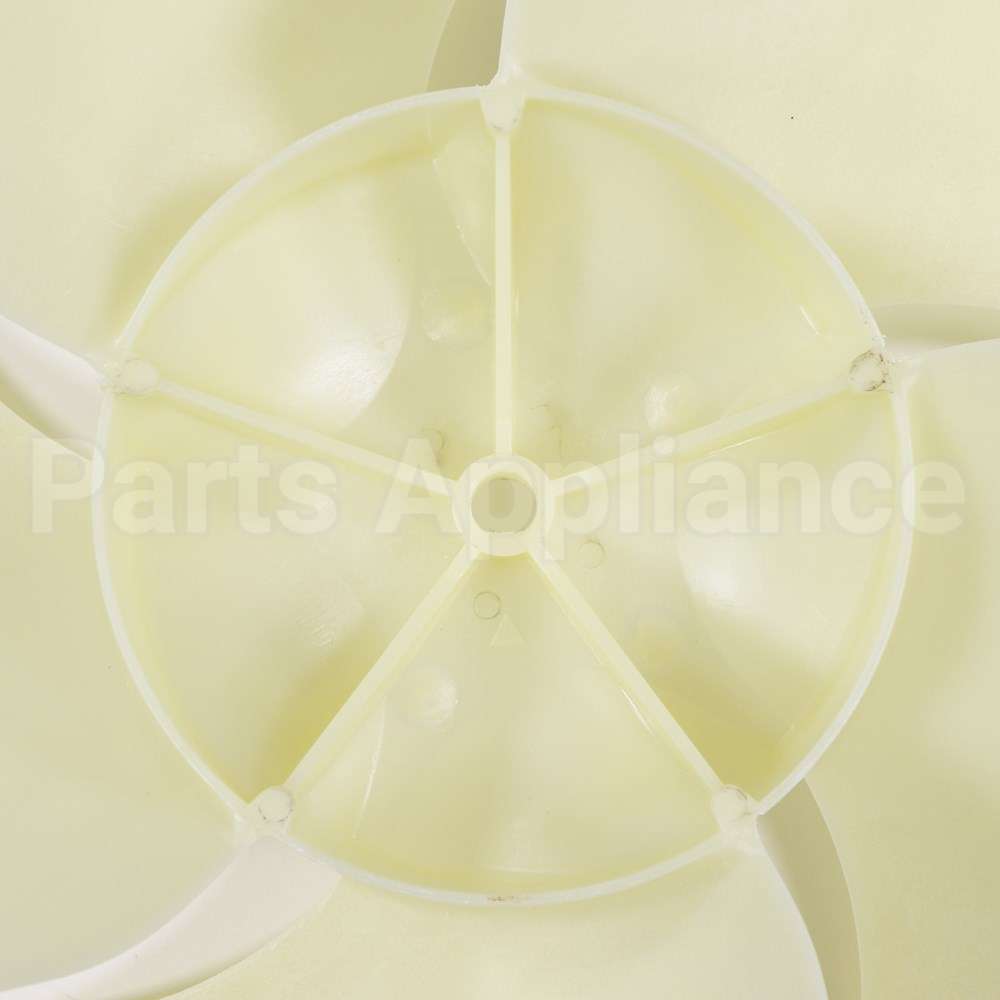 5304459172 Frigidaire Fan Blade