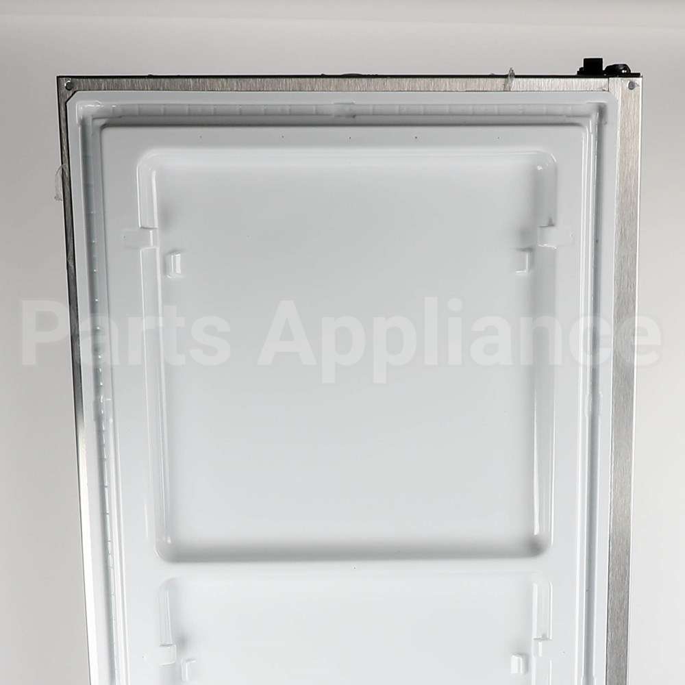 5304525970 Frigidaire Door Assembly