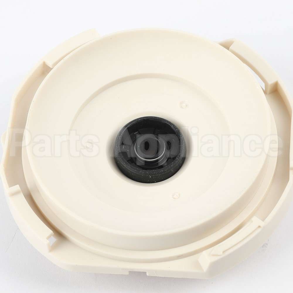 5304529119 Frigidaire Pump Cover Assembly