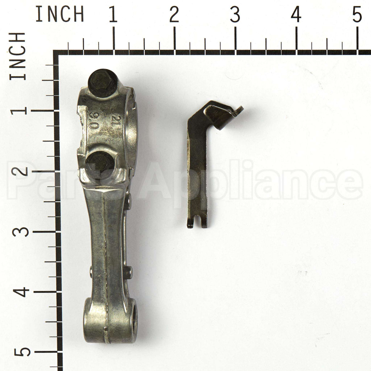 699655 Briggs & Stratton Rod-Connecting
