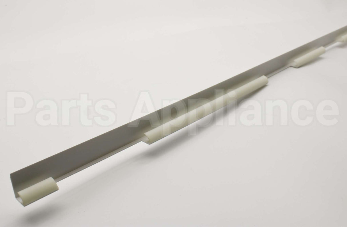 845735P Fisher Paykel Trim Side Door Pc