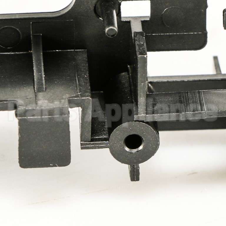 5304503439 Frigidaire Latch Hook