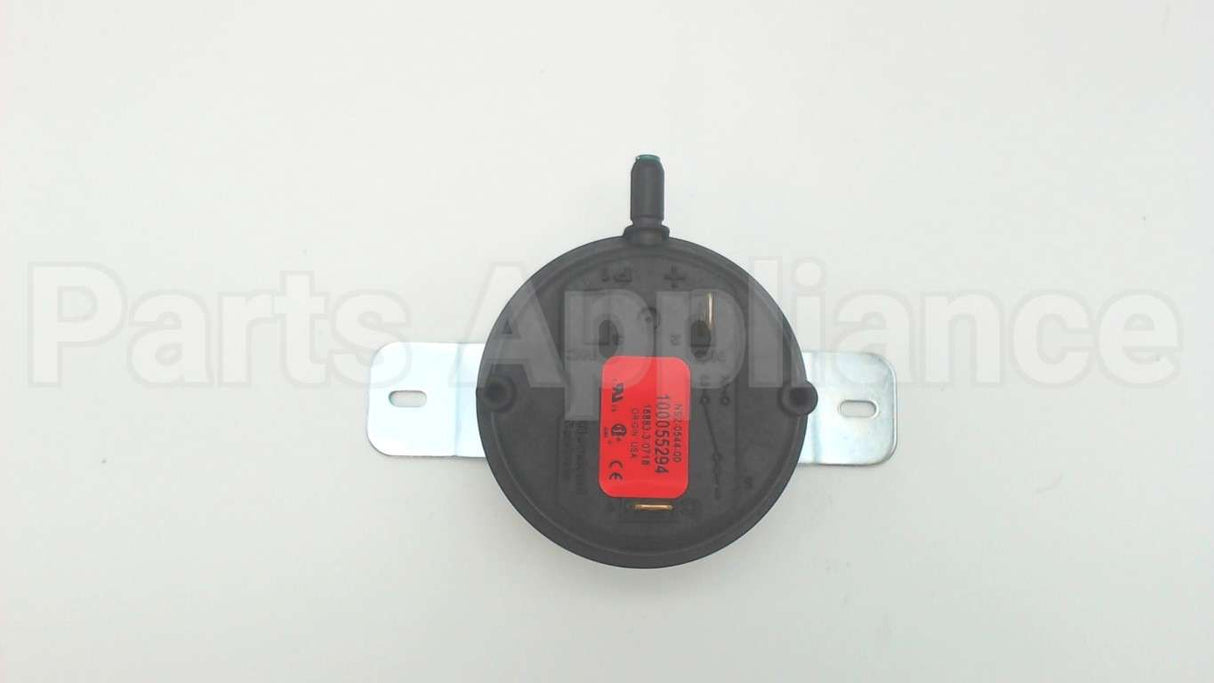 NS2-0544-00 Cleveland Controls Air Pressure Sensing Switch