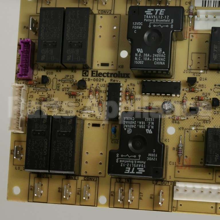 316443913 Frigidaire Board