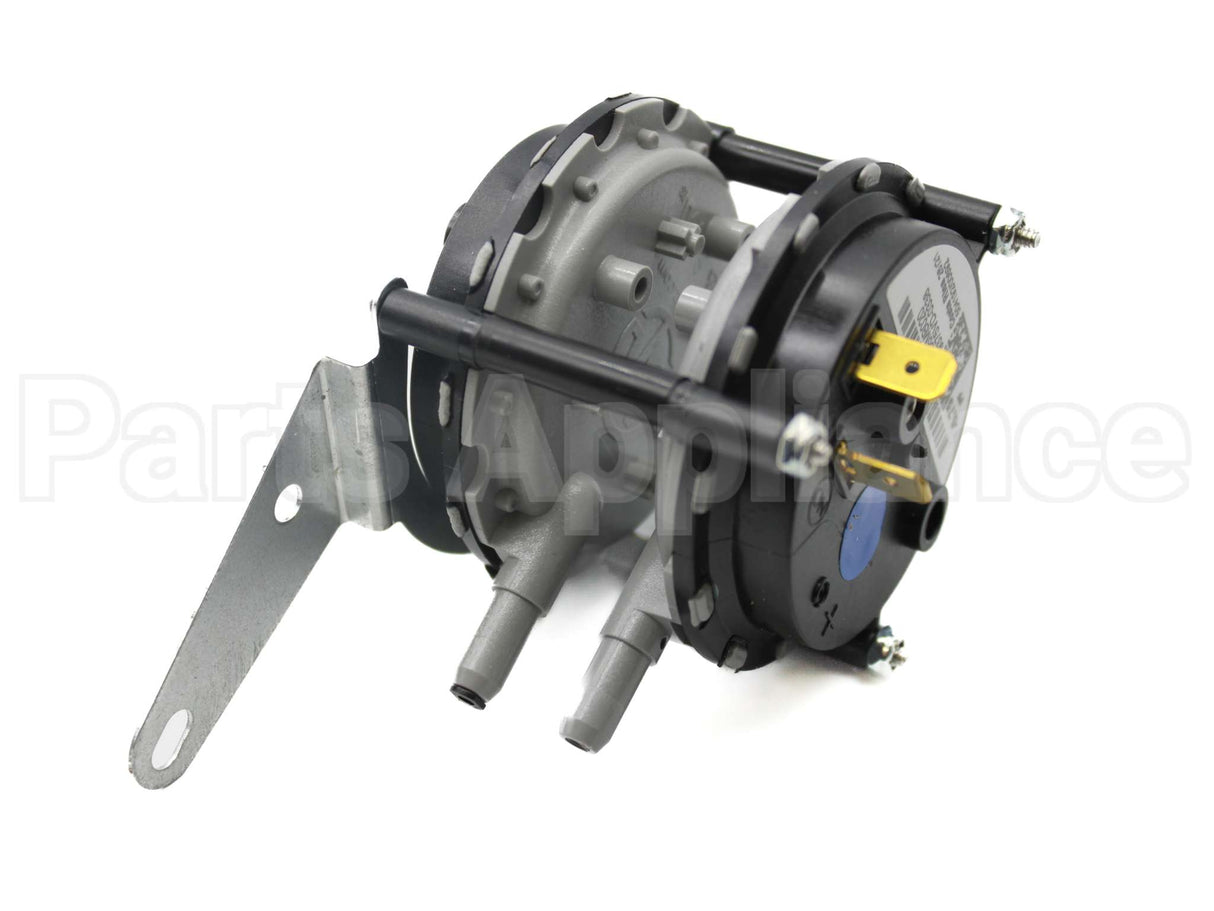 HK06MB020 Carrier Dual Pressure Switch