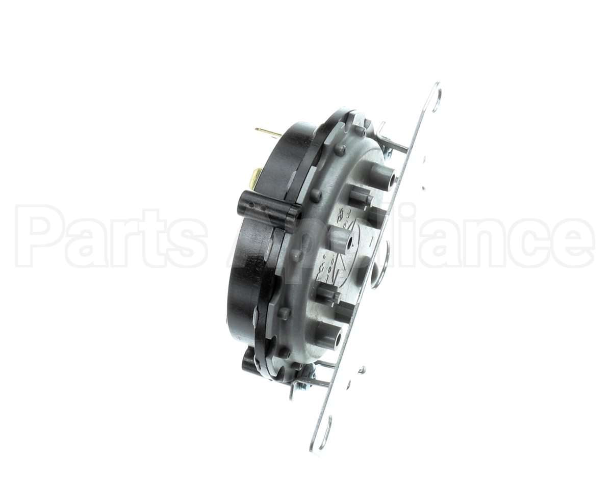 HK06MB061 Bryant Payne Pressure Switch