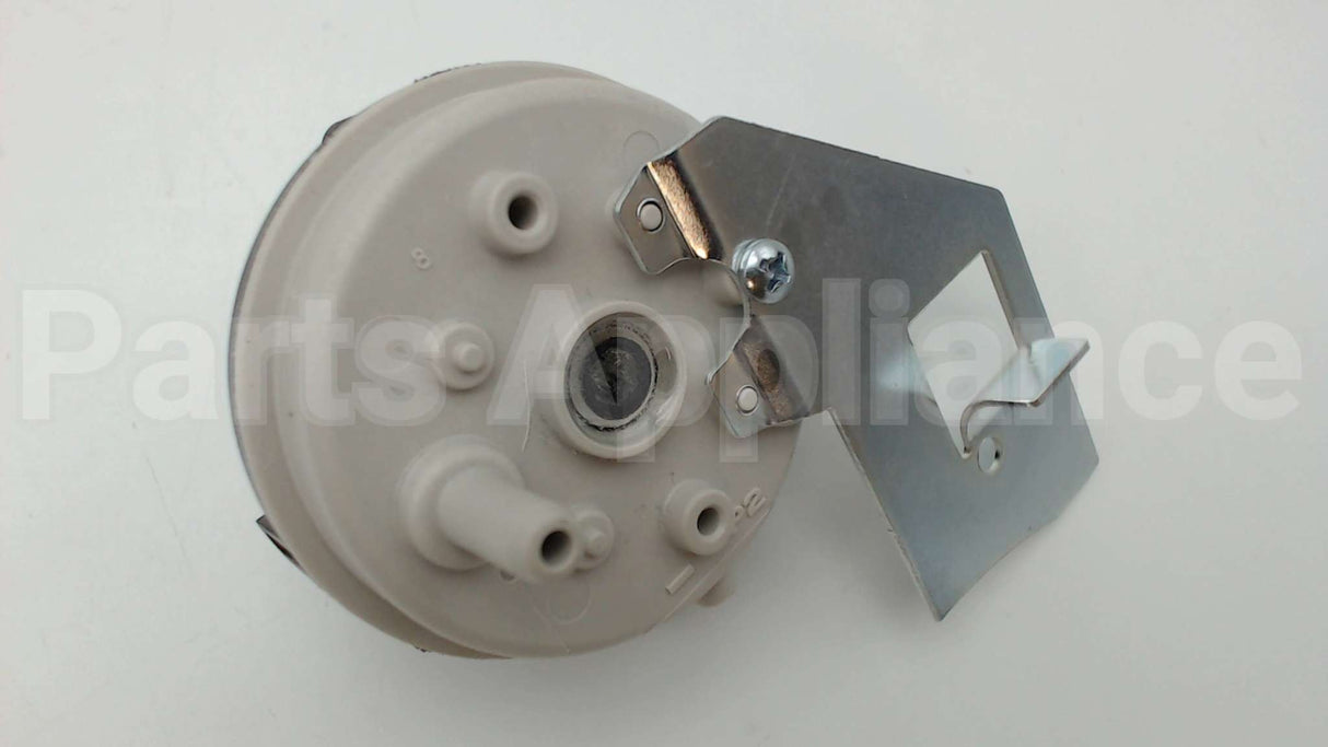 HK06WC090 Carrier Spst Pressure Switch