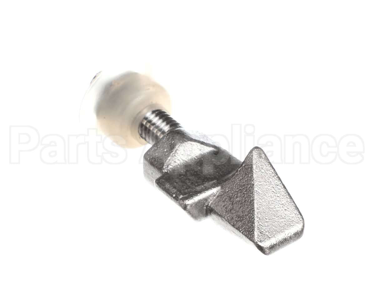 MM10023269 Henny Penny Door Catch 20.X