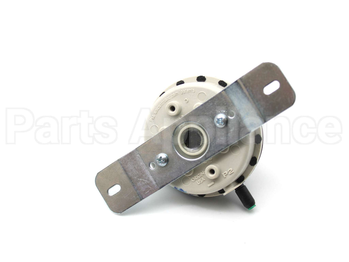 NS2-0548-00 Cleveland Controls Air Flow Sensing Switch