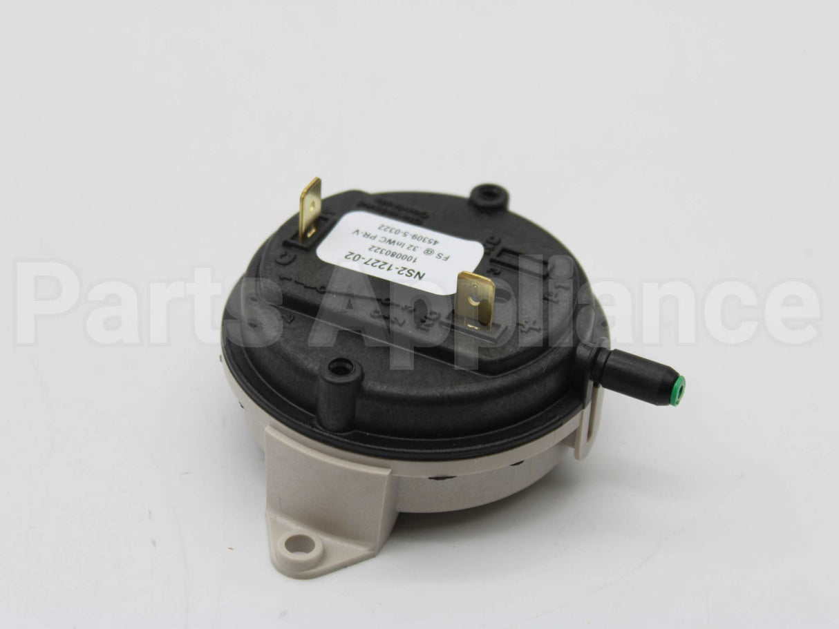 NS2-1227-02 Cleveland Controls Pressure Switch