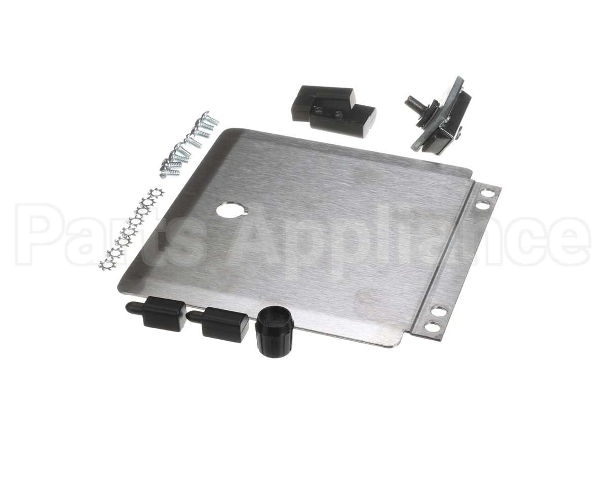 SN4-A3301U Bakers Pride Access Door Kit; Control